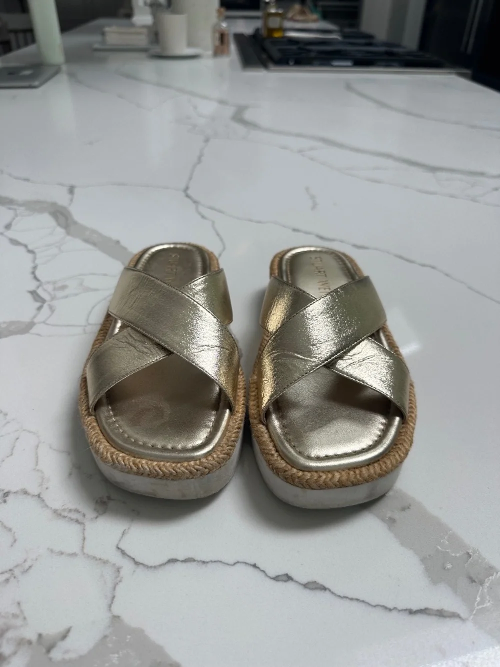 Stuart Weitzman Gold Metallic Sandals Sz 6